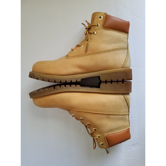 Timberland Classic Gold 6" Boots Size 6.5Y Juniors - Picture 3 of 16